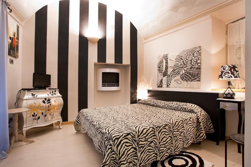 Lori'S Inn Mondovì Rom bilde